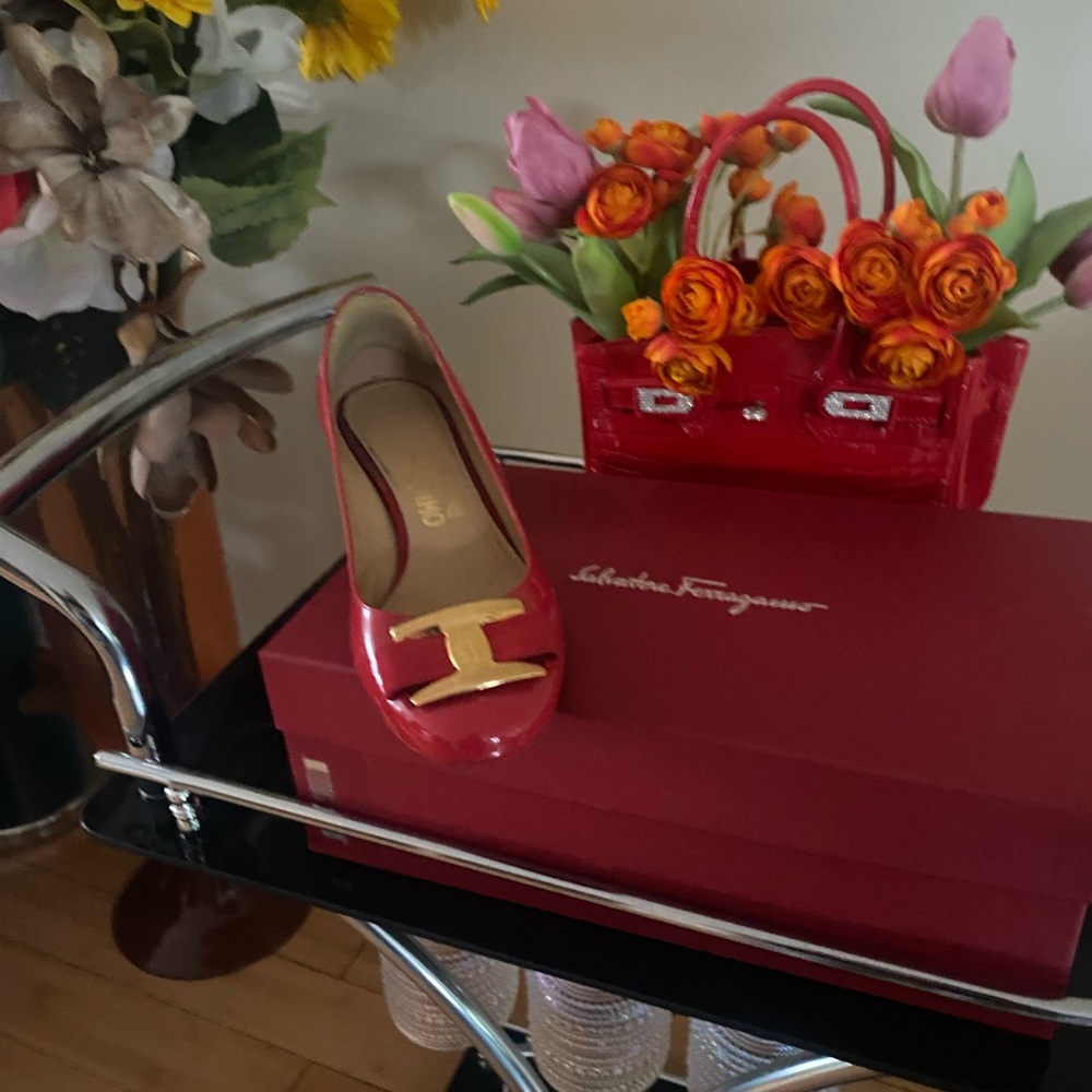 Salvatore Ferragamo Women's Glossy Red Flats